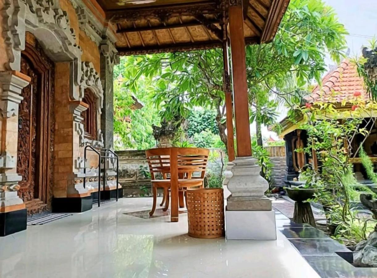 Green Palace Homestay Batununggul Eksteriør billede