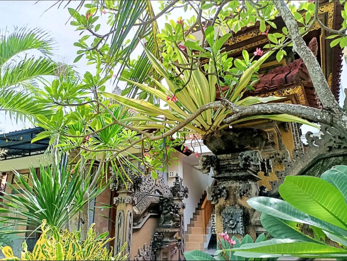 Green Palace Homestay Batununggul Eksteriør billede