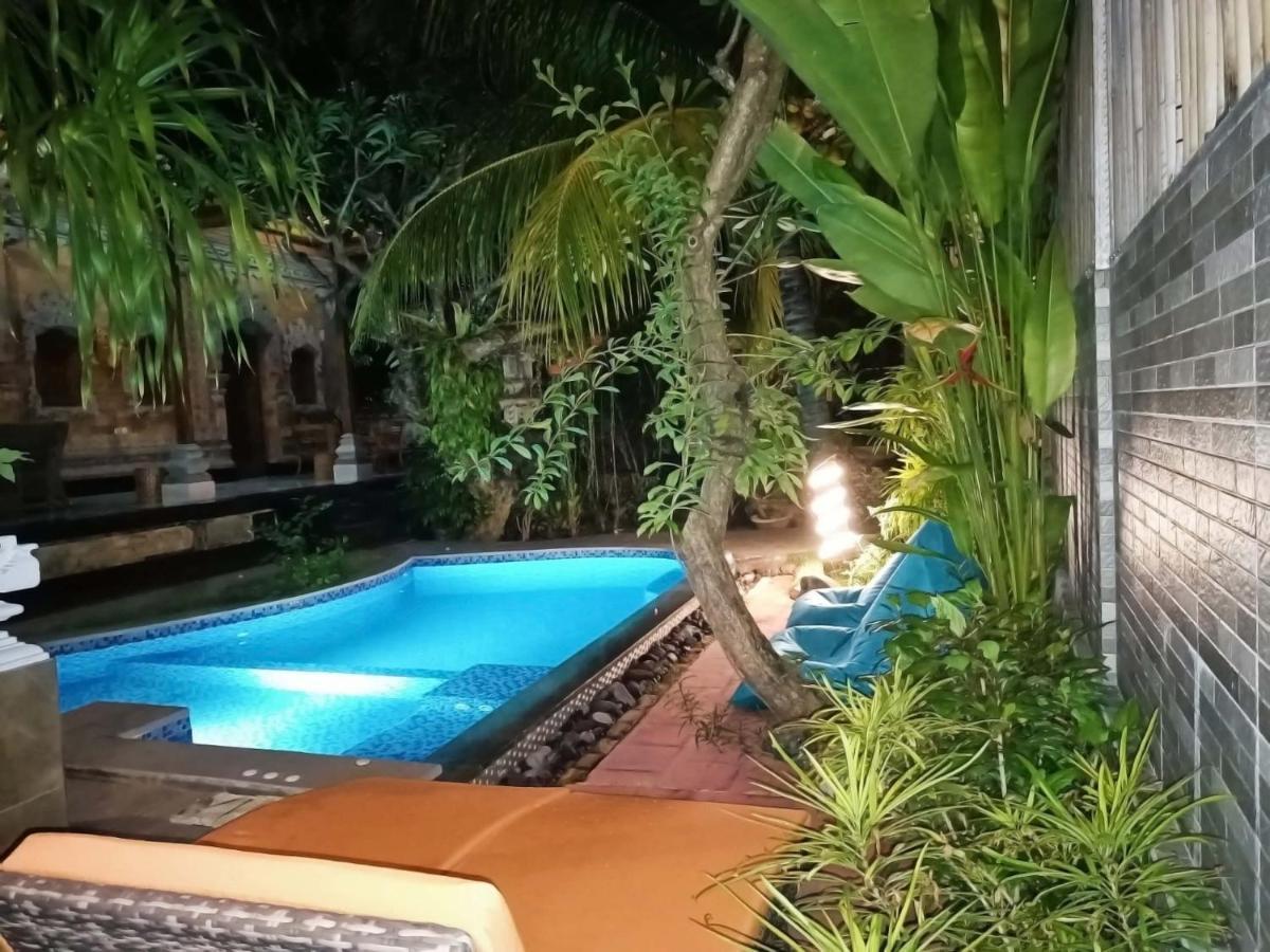 Green Palace Homestay Batununggul Eksteriør billede